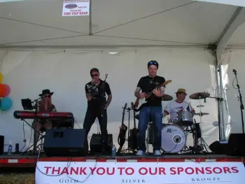 Outdoor Gig on the Victoria Holiday weekend.