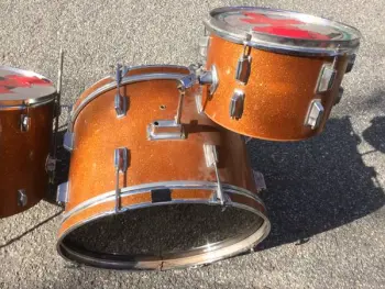 What brand(s) could these be?