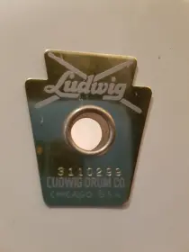 Helping ID'ing old Ludwig drums (keystone &amp; olive)