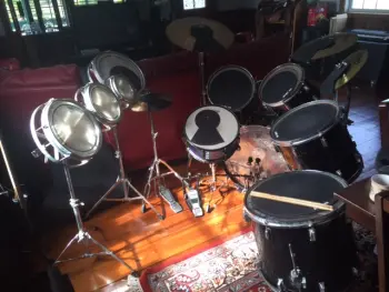 80s Pearl maple shell set