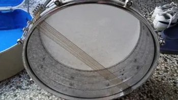 What can that snare be made by?