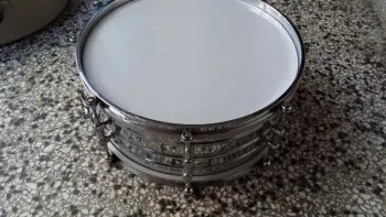 What can that snare be made by?
