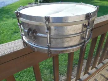 20's Snare Drum - Anyone Know the Brand?