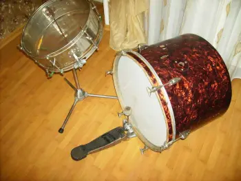 Drum pedal Trowa