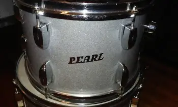 New (Script) Pearl logo for my drums