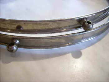 Early snare Trova