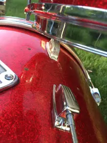 Ludwig New Yorker Downbeat Red Sparkle