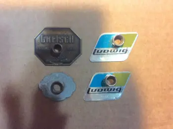 4 vintag drum badges w/ grommet - gretsch / ludwig / slingerland