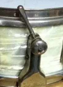Need a Ludwig Super Classic throw off ARM/Handle