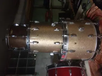 Does Jammin Sams match vintage champagne?