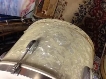 Help with I.D. on old Gretsch kit