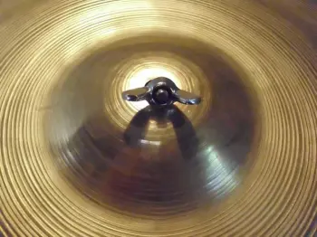 For Sale: Avedis Zildjian Thin 20&quot; Trans Stamp Cymbal