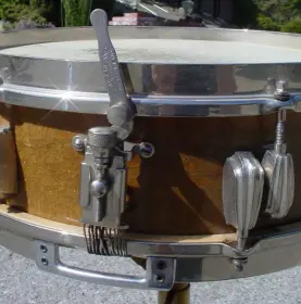 3 rare, un-catalogued slingerland radio king snare drums
