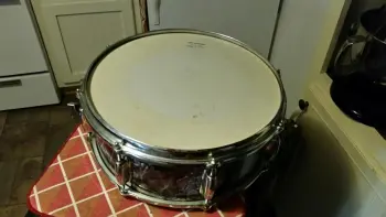 Help me identify this Slingerland snare!
