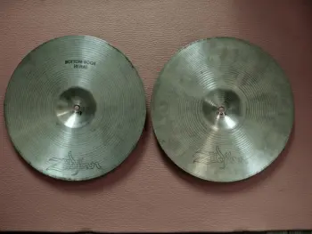 Zildjian 70's-80's Hollow ink logo cymbals