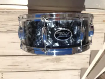 Whitehall drumset - Black Diamond Pearl