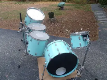 '70s Pearl Wood-Fiberglass kit