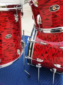 FOR SALE: Vintage Early 1970s Slingerland Avante Outfit 60N in Red Tiger Pearl