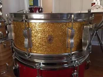FS: Ludwig, Sonor, Rogers, Slingerland Drums