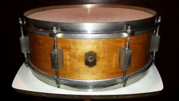 Leedy Broadway Standard mid 40's  - on ebay -