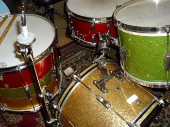 This is the Display Your Ludwig Drum Thread