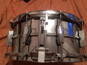 How to tell Ludwig Lm 402 Steel from Chrome over Brass?