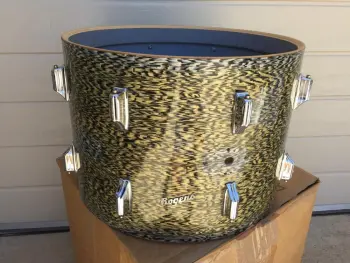 Rogers 20&quot; Swivomatic and Spurs.
