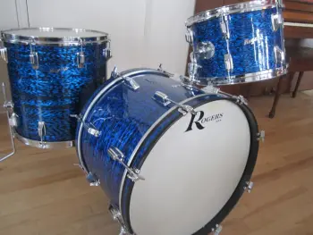 This is the Display Your Rogers Drums Thread
