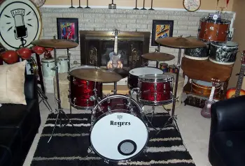 Rogers Red Onyx Cleveland Holiday Kit