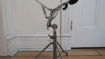 Ludwig clubdate tom mount question