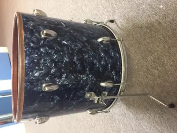 Need help identifying floor tom