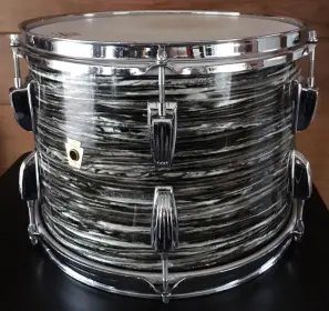 FOR SALE: Vintage 1966 Ludwig 13&quot; Classic Tom in Oyster Black Pearl