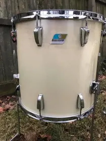 Ludwig Silver Silk 3-ply Kit 24-13-16