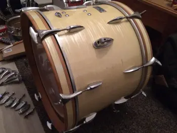 Identify Sonor Teardrop bassdrum