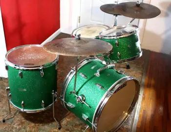 Re-Wrapped my Vintage Pearl Kit
