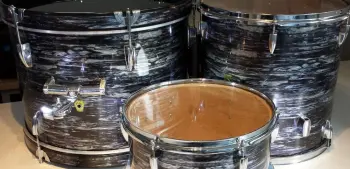 Wrapped up a 60's MIJ kit in Black Oyster