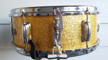 1965 Slingerland 6 lug Student Snare
