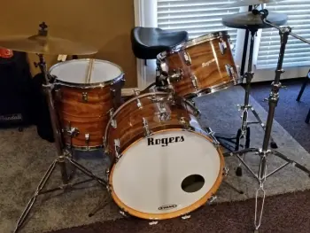This is the Display Your Rogers Drums Thread