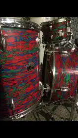 Mercury Pro US 20/12/16 in Psychedelic Red