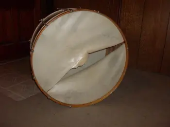 Slingerland 28&quot; Marching  Bass  20's