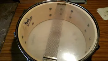Pearl snare ID help...