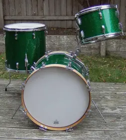 Happy St. Paddy's Day! Let's see your green.