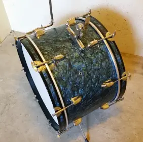 Who made Crown drums?