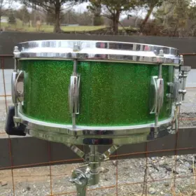 Vintage 60's Gretsch Round Badge model # 4157 5&quot;x14&quot; snare drum in RARE green sparkle