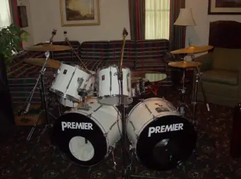 Help identifying Premier drums