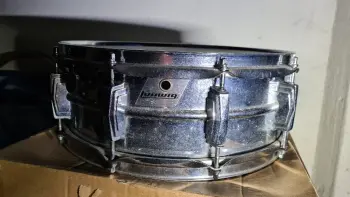 70's Ludwig Supraphonic LM400 w/ Silver Badge