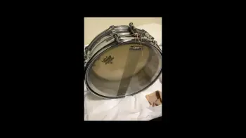 Vintage Ludwig with unaligned serial number
