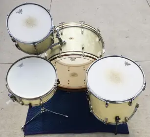 FOR SALE: Vintage Early 1950s Leedy &amp; Ludwig 13/16/24 with 14 Snare in White Marine P