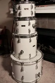 $10 Pearl Kit. Identification Please