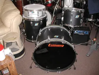 This is the Display Your Ludwig Drum Thread